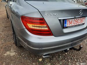 Mercedes-Benz C220, berlină, automatic, climatronic, piele, NAVI color - imagine 4