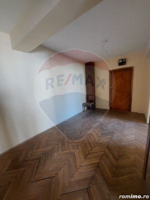 Apartament cu 3 camere si boxa situat ultracentral - imagine 12