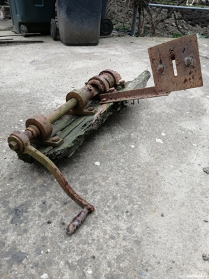 Masina de confectionat, impletit plasa de gard - imagine 9