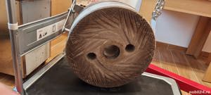 Moara de piatra actionata electric - imagine 2