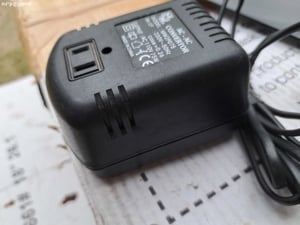 220 V la 110 v comvertor tensiune 