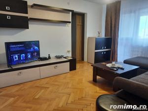 Apartament cu  3 Camere Semidecomandat Spitalul Judetean - imagine 8