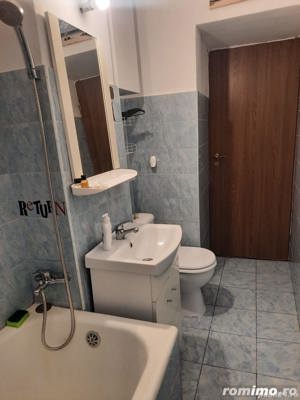 Apartament cu  3 Camere Semidecomandat Spitalul Judetean - imagine 7