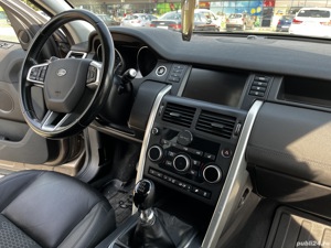 Land Rover Discovery Sport 4x4  - imagine 6 Land Rover Discovery Sport 4x4  - imagine 6