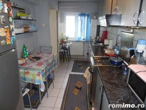 Vand apartament 4 camere decomandat in Deva, zona ultracentrala (Ulpia), etaj 2 - imagine 2