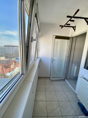 Vand apartament 2 camere - imagine 5