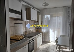 Vand apartament 3 camere Alba Iulia Cetate-Closca foste proprietati   - imagine 2