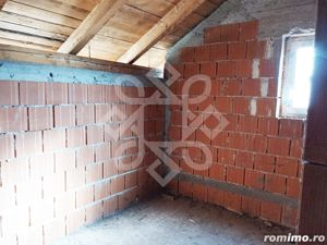 Casa cu etaj cu 4 camere si 500 mp teren de vanzare in Nojorid - imagine 8