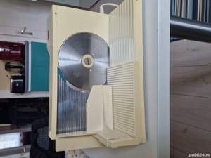 Vand ieftin feliator mezeluri, paine,etc. Stare perfecta 80 lei - imagine 1