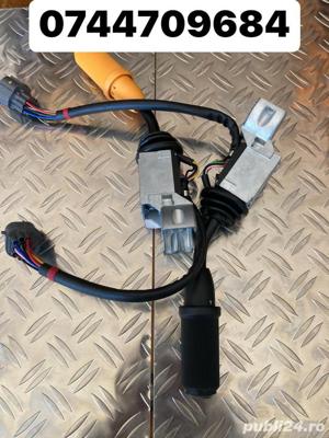 Manete inversoare si cabluri variate pentr utilajele JCB - imagine 2