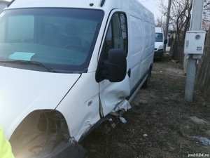 Dezmembrez Renault Master - imagine 2