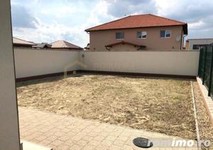 Duplex - dormitor pe plan - curte amenajata - imagine 6