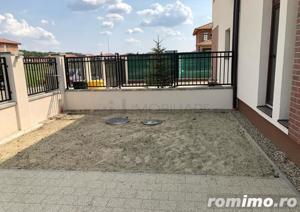 Duplex - dormitor pe plan - curte amenajata - imagine 8