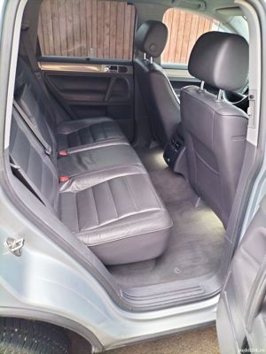 Vw Touareg 2.5 in stare foarte bună  - imagine 9 Vw Touareg 2.5 in stare foarte bună  - imagine 9