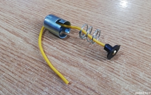 Fasung pentru bec pară sau pentru bec cireașă, pentru lampă stop spate sau lampă de gabarit, NOU - imagine 3