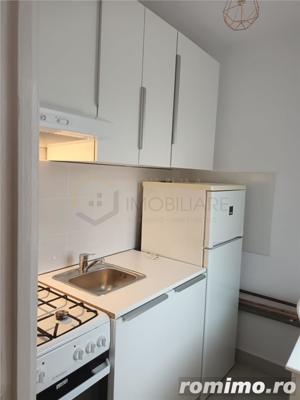 Apartament cu o camera - Centrala proprie - Piata Doina - imagine 2