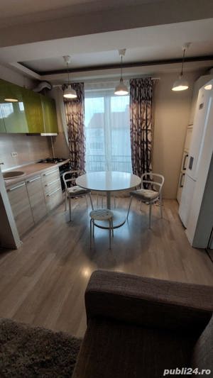 Proprietar inchiriez apartament cu 2 camere + loc de parcare in curte - imagine 2