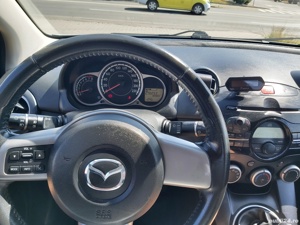 Mazda 2 model GT-LINE 1.3 82 CP cu GPL - imagine 7