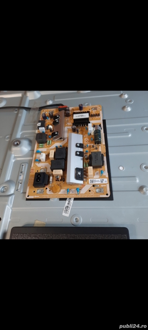 Vând PLĂCI BAZĂ +SURSE+BARETE LED TV+DIFUZOARE+Picioare TV - imagine 3