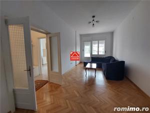 Apartament 5 camere central, renovat, pentru locuit sau birou - imagine 7