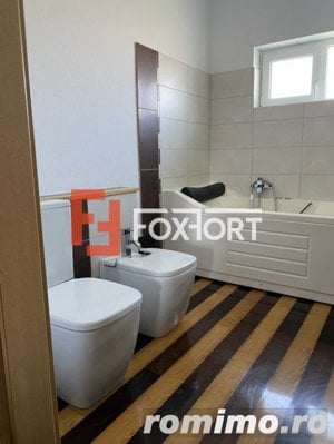 Apartament 3 camere de vanzare in Dumbravita - Curte interioara amenajata - imagine 7