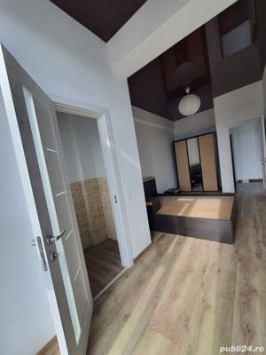 Apartament 3 camere cu mutare imediata situat pe Doamna Stanca - la stradă - imagine 7