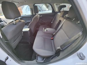 Vand autoturism Ford Focus cutie de viteza automata an fabr.2017 - imagine 5