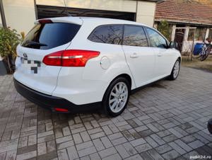 Vand autoturism Ford Focus cutie de viteza automata an fabr.2017 - imagine 3