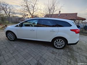 Vand autoturism Ford Focus cutie de viteza automata an fabr.2017 - imagine 4