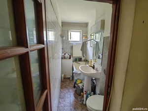 Proprietar vând apartament 3 camere +boxă în zona Dacia  - imagine 4