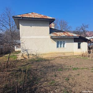 Vânzare Proprietate Imobiliară în Zona Darmanesti - imagine 3