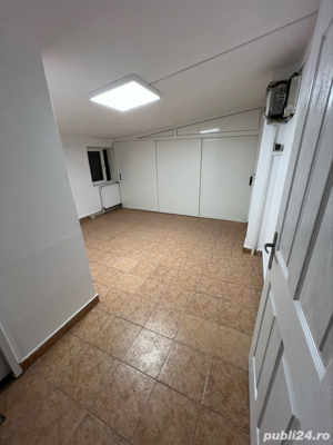 Inchiriez spatiu comercial zona rovine  - imagine 2