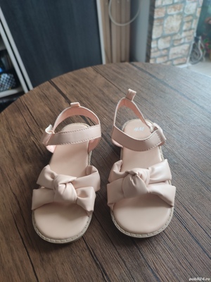 Sandale fetite marimea 24
