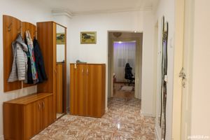 Apartament de vanzare cu 4 camere - imagine 2