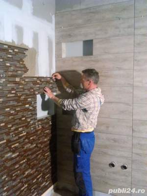 Efectuez lucrări  de construcții 