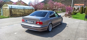 BMW Seria 5 E39 NFL 520i - imagine 4