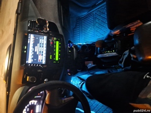 Toyota Hilux 4x4 Cabina Dubla Style+ Aut. - imagine 6