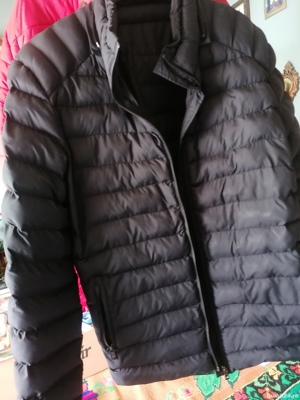 Greaca moncler mărimea 54