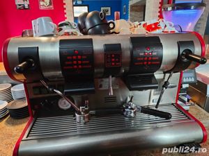 Vînd aparat cafea profesional marca San Marco  - imagine 3
