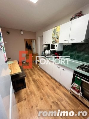 Apartament 2 camere + balcon, zona Piata Verde - imagine 3