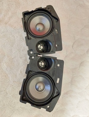 Set boxa difuzor BMW cod 100BM22 100BM23 pe original stg-dr