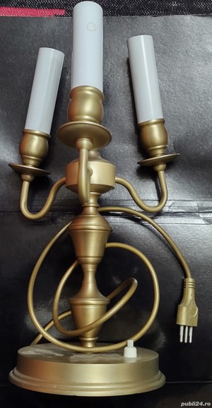 vând 2 veioze din bronz,fabricate în Italia,200 Ron buc 