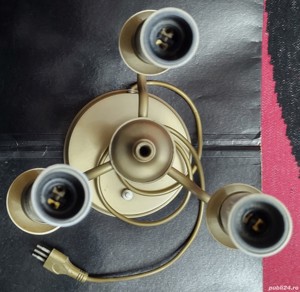 vând 2 veioze din bronz,fabricate în Italia,200 Ron buc  - imagine 2