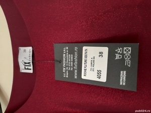 Vând rochie de gală tip fluture , culoare vișiniu,  M - imagine 4
