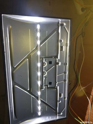 Dezmembrez tv TCL 32s5400a  - imagine 8