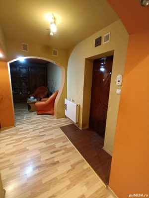 vand apartament cu 3 camere - imagine 6