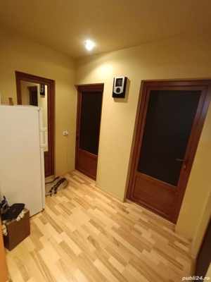 vand apartament cu 3 camere - imagine 3