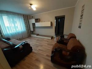 Inchiriez ap 3 camere central