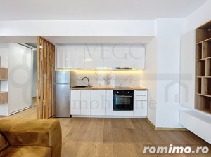 Apartament cu 2 camere, balcon - vedere panoramica, West City Tower - imagine 4