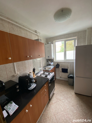 vand apartament cu 2 camere - imagine 8